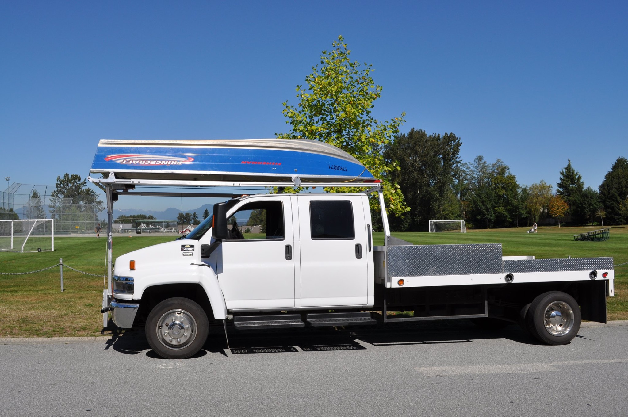 Effortless Canoe Loading with Load-it Industries in Vancouver