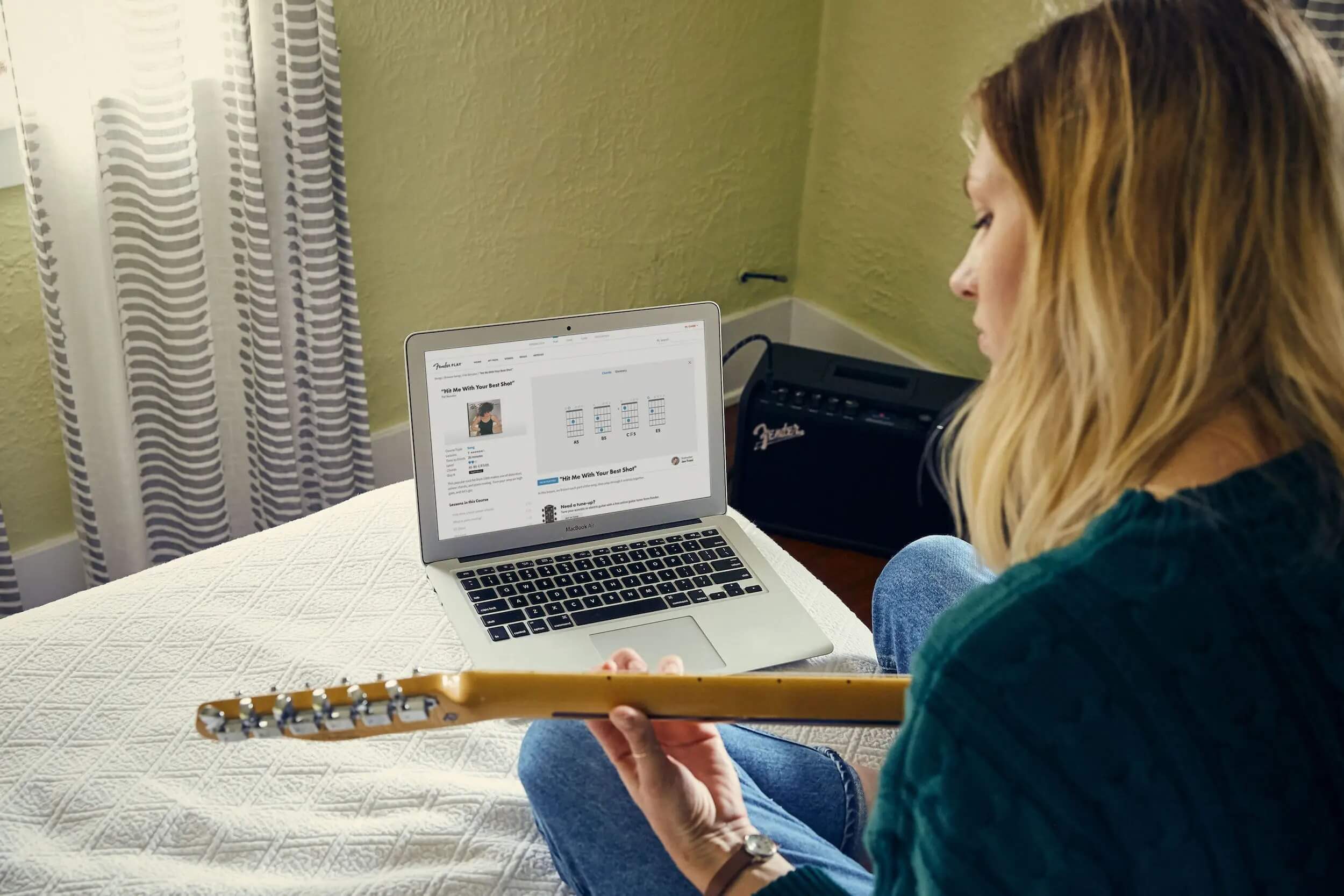 Download Guitar Lessons